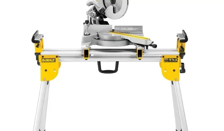 Dewalt afkortzaag huren + onderstel